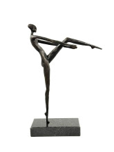 Ольга Клапцова, Грация. Бронза, 48х10х39 см. Стоимость 270.000 р.